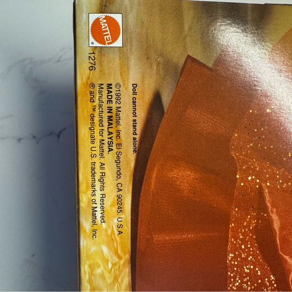 1992 Mattel #1276 Barbie doll Toys R Us Special Edition Radiant in Red Head - Picture 10 of 12